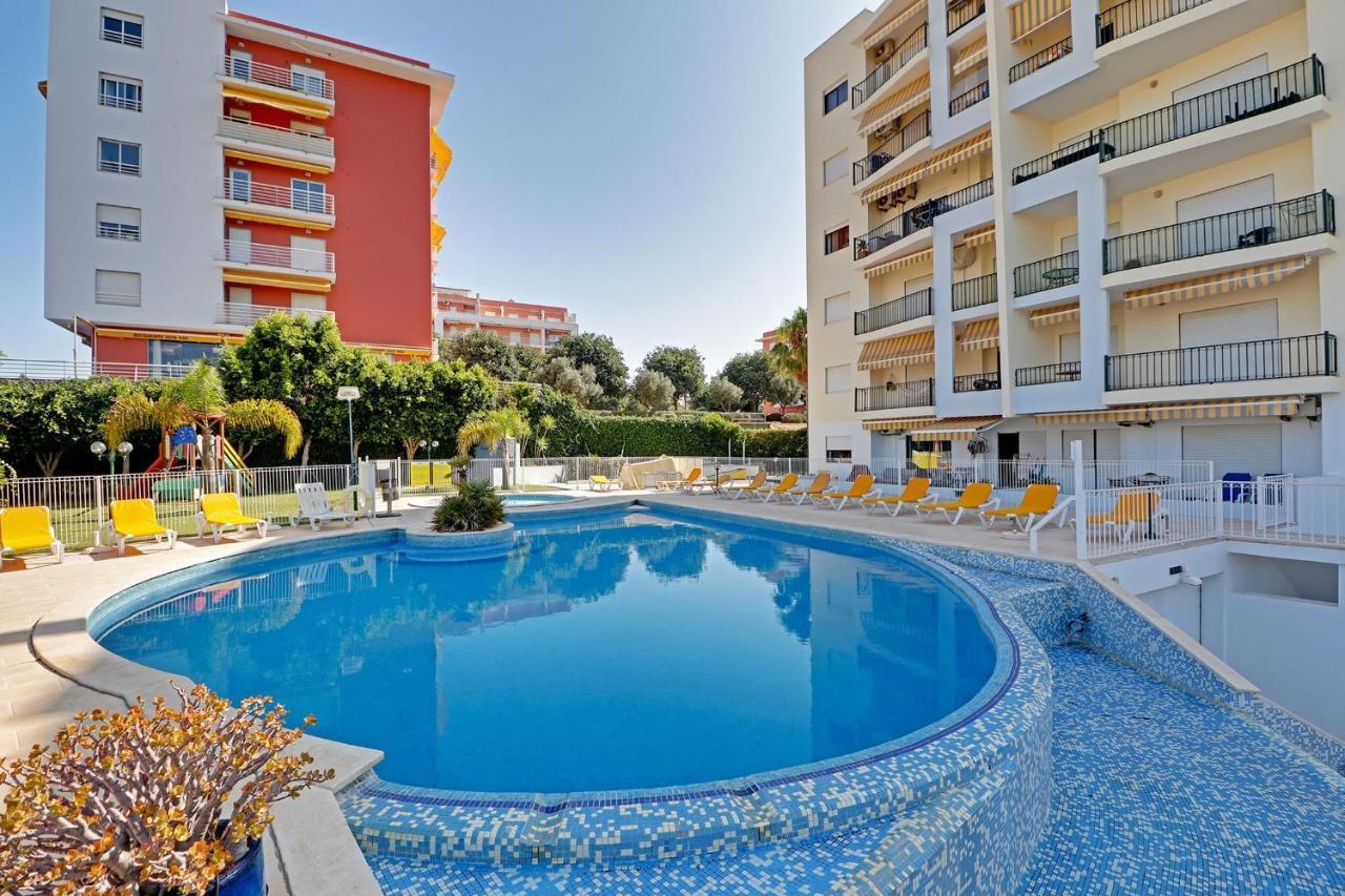 Armacao De Pera Central By Homing Exterior photo